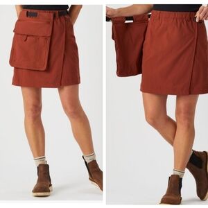 Duluth Trading Co Womens Heirloom Gardening Skort Rust Large Belt Bag UPF 50